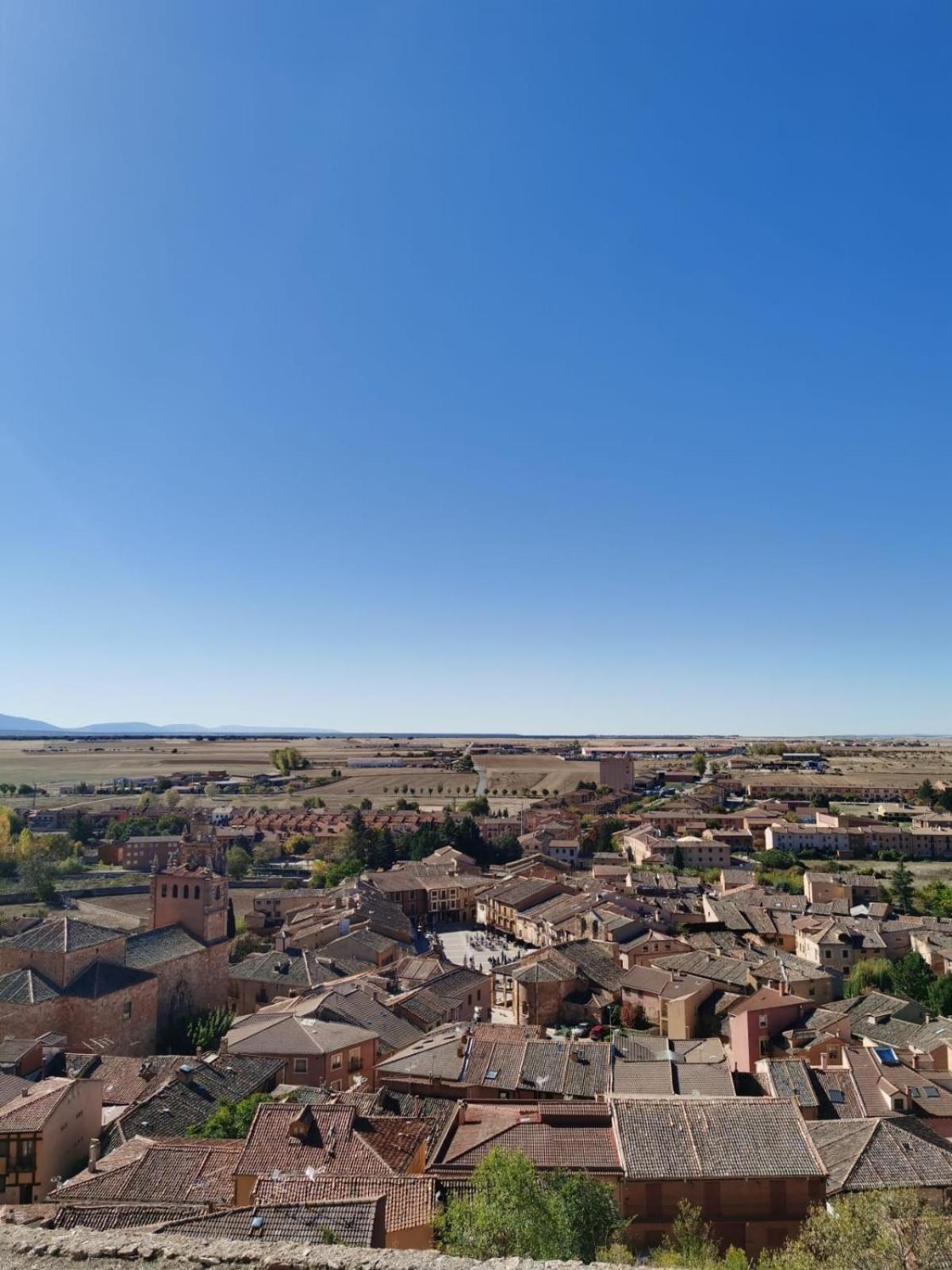 Tres Navios En El Mar Casa Rural De 10 Habitaciones Con Bano Individual Precios Web Montejo de Tiermes Kültér fotó