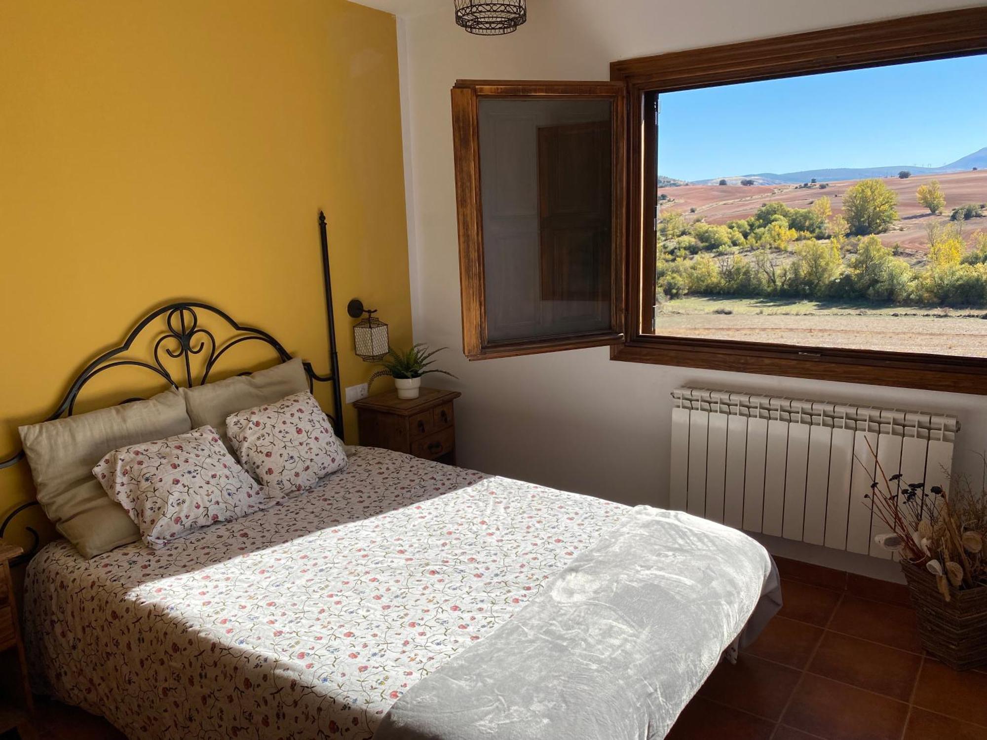 Tres Navios En El Mar Casa Rural De 10 Habitaciones Con Bano Individual Precios Web Montejo de Tiermes Kültér fotó